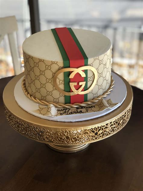 gucci birthday cake photos|gucci cake design.